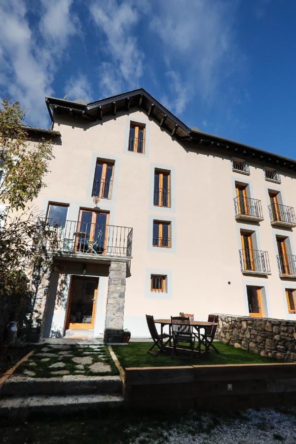 Enveitg Domaine Agricole Cotze / Casa Rural מראה חיצוני תמונה
